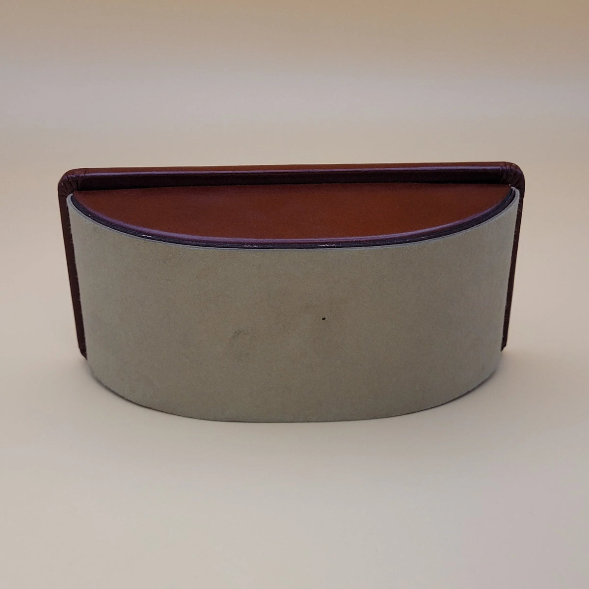 Ronson V.I.P. Varaflame Leather Table Lighter