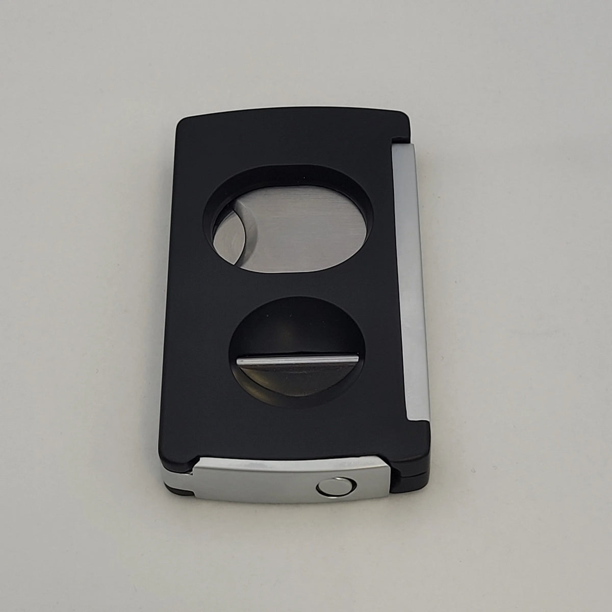 ONIX Tri-Cut Black Cigar Cutter