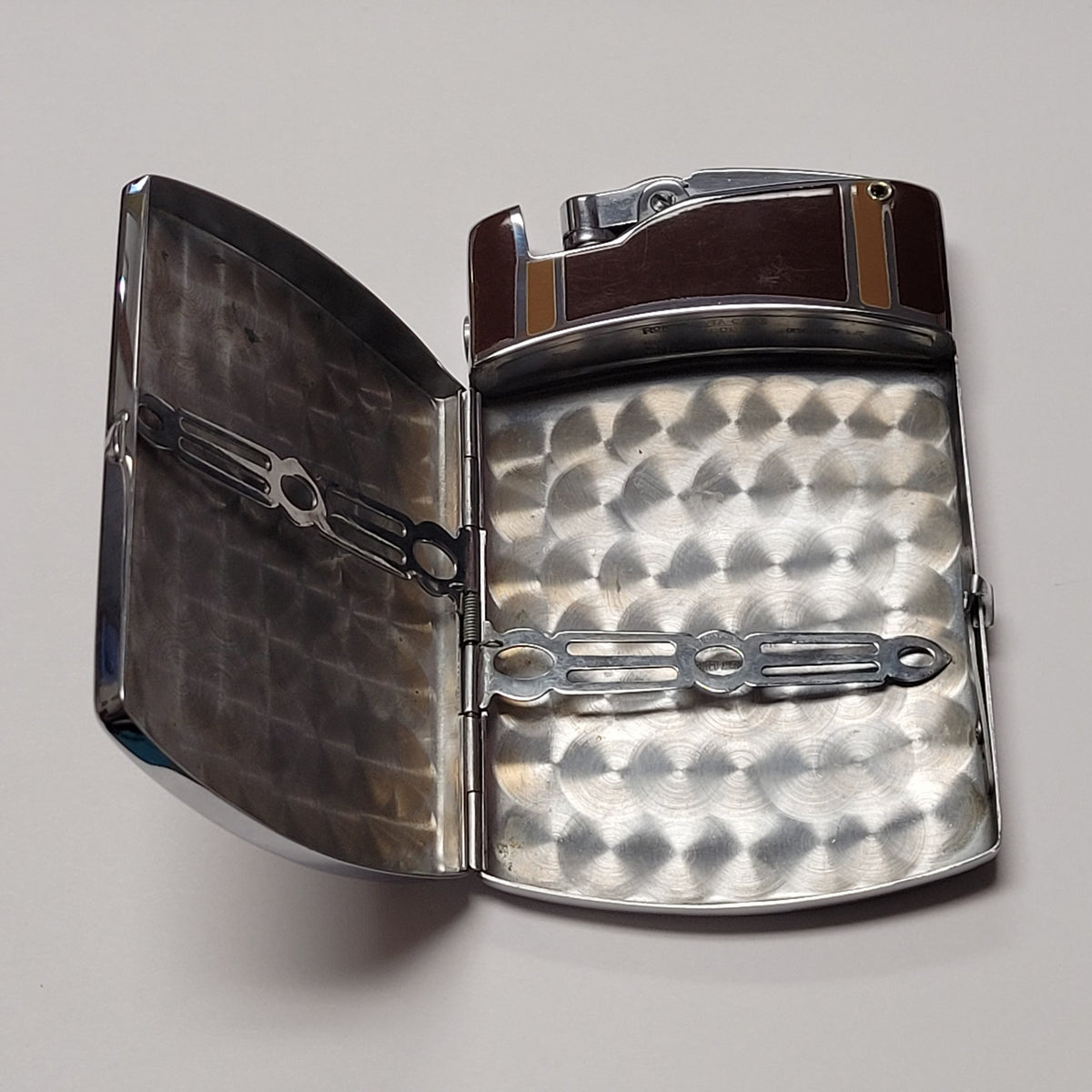1930 Ronson Tuxedo Brown Enamel Case-Lighter