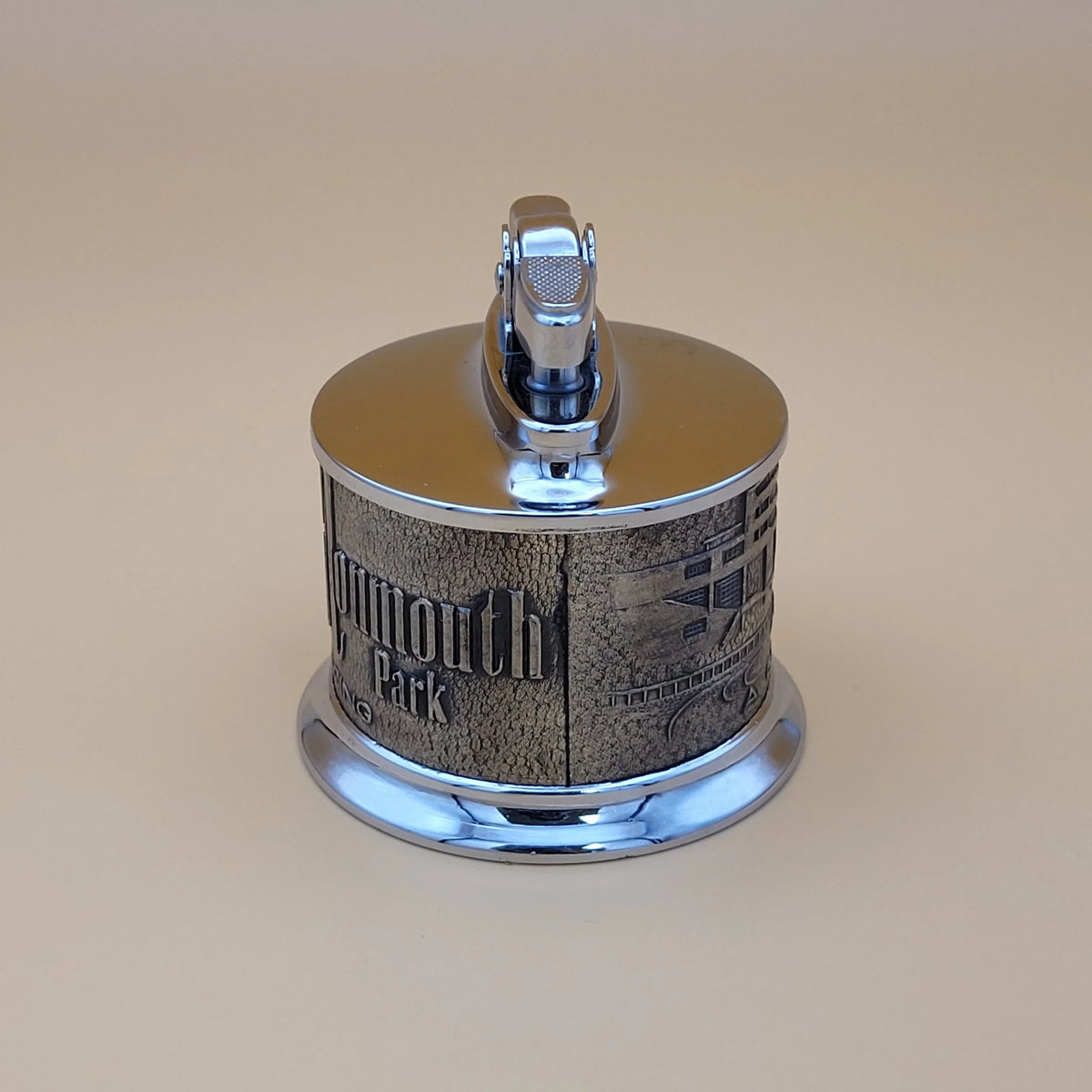 Vintage Idealine Monmouth Park Racing Table Lighter