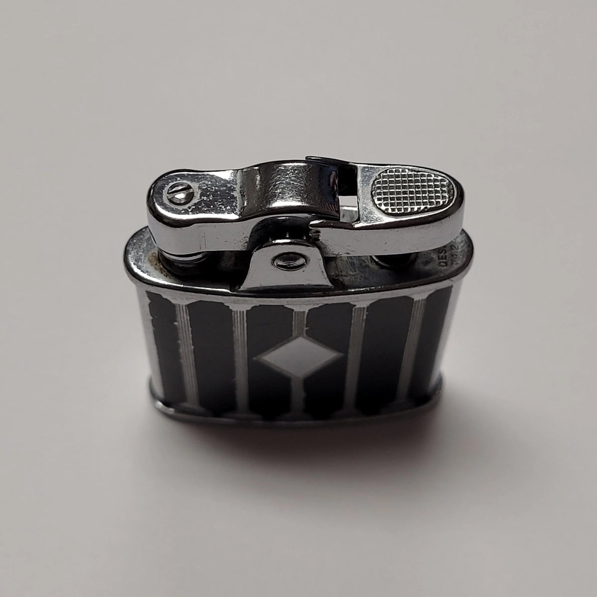 1930s Ronson Princess Black Enamel Columns Lighter