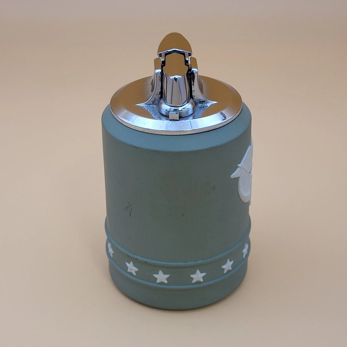 1950s Ronson Wedgwood Patriotic Green Table Lighter