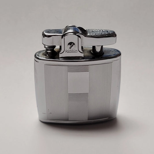 1930s Ronson Standard Flo-Line Panels Chrome Lighter