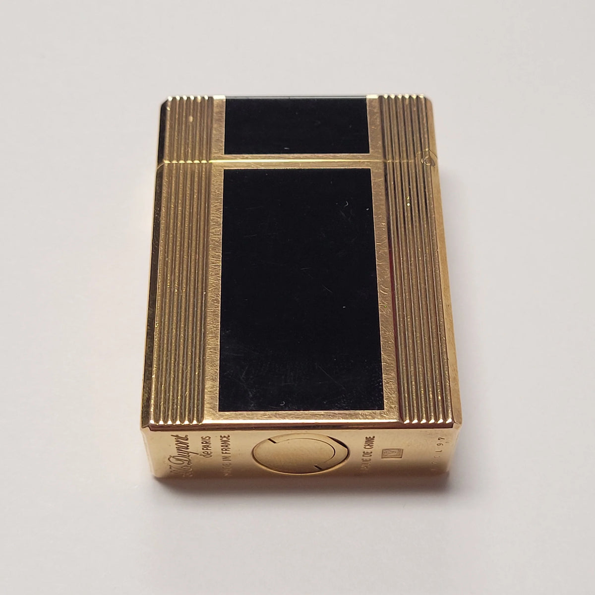 S.T. Dupont Ligne 1 Black Lacquer Gold Plated Lighter