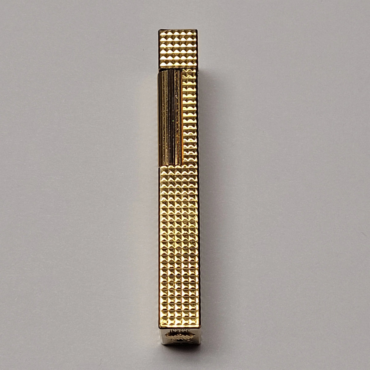 Alfred Dunhill Slimline Gold Plated Hobnail Lighter