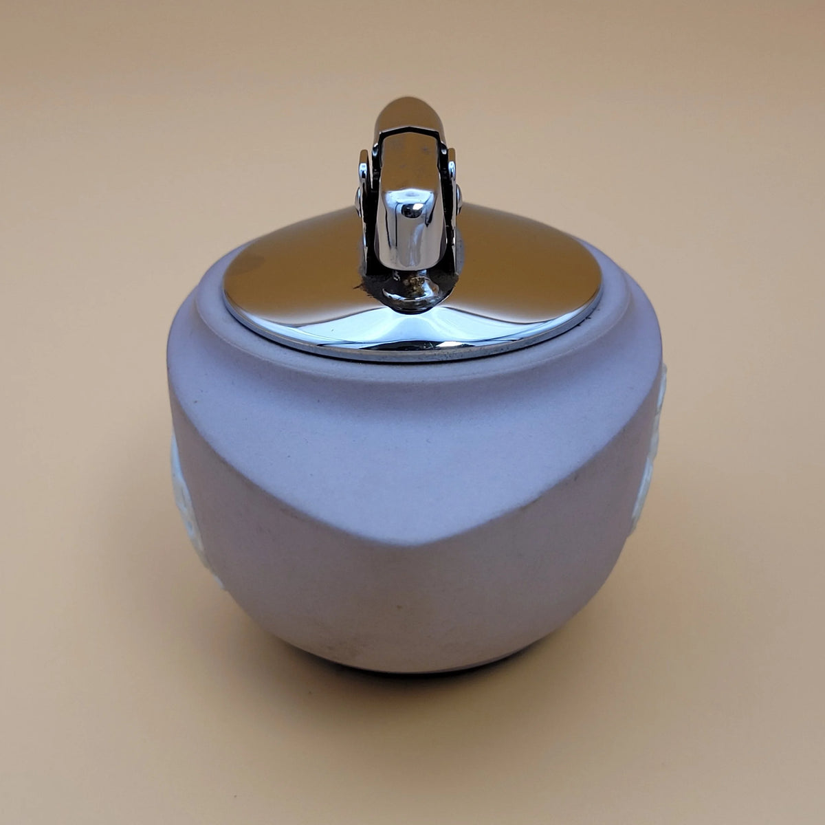 1960s Ronson Wedgwood Purple Table Lighter