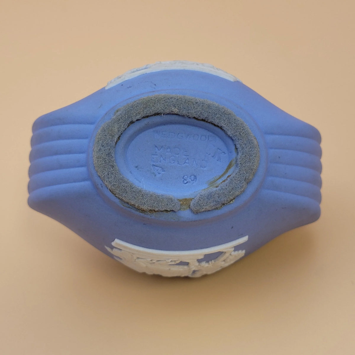 1960s Ronson Wedgwood Ulysses Blue Table Lighter
