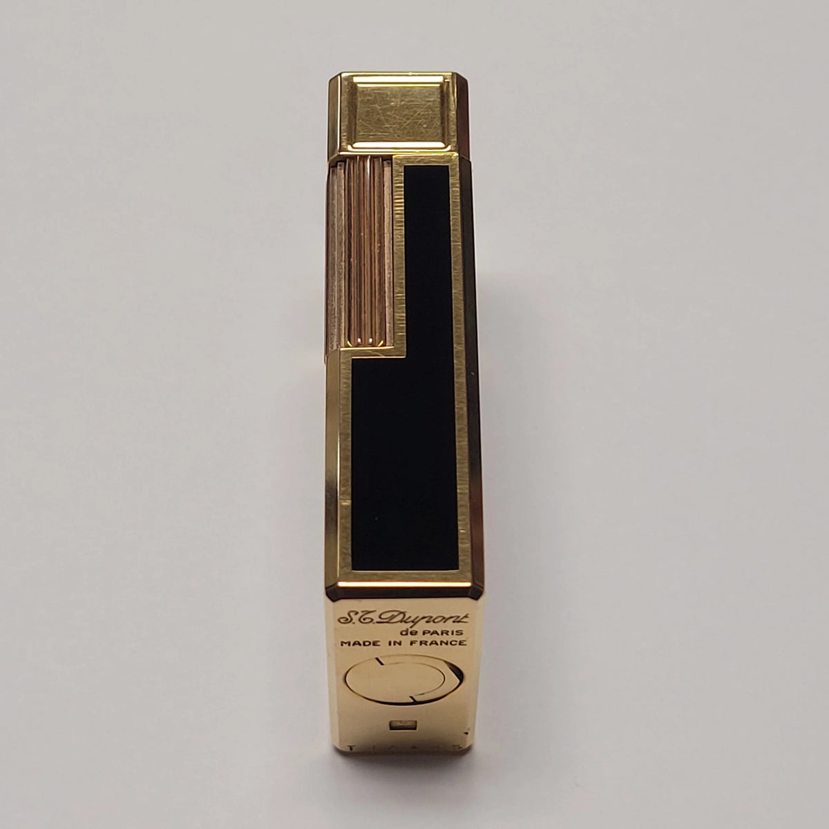 S.T. Dupont Ligne 1 Black Chinese Lacquer Lighter