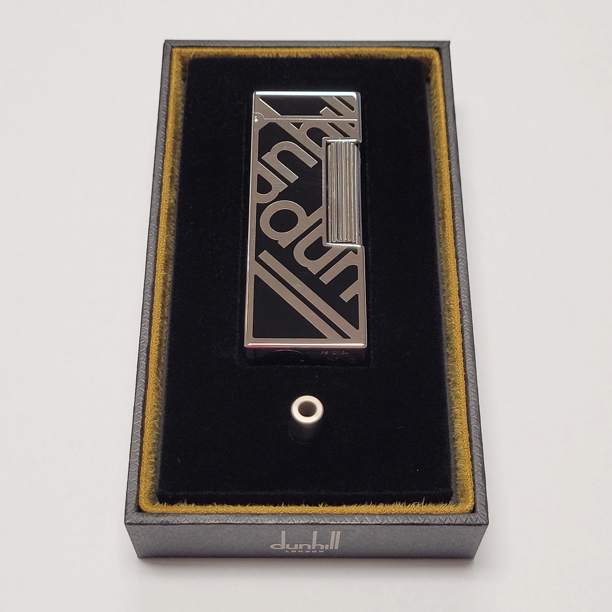 Alfred Dunhill Rollagas 2 Logo Black Lacquer Pipe Lighter