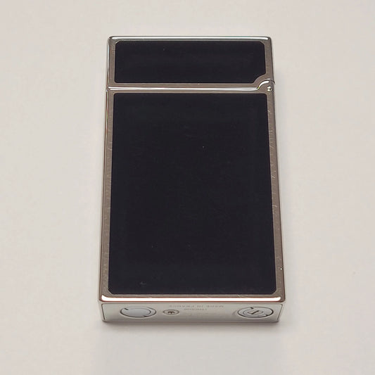 S.T. Dupont Le Grand Black Lacquer Lighter C23010