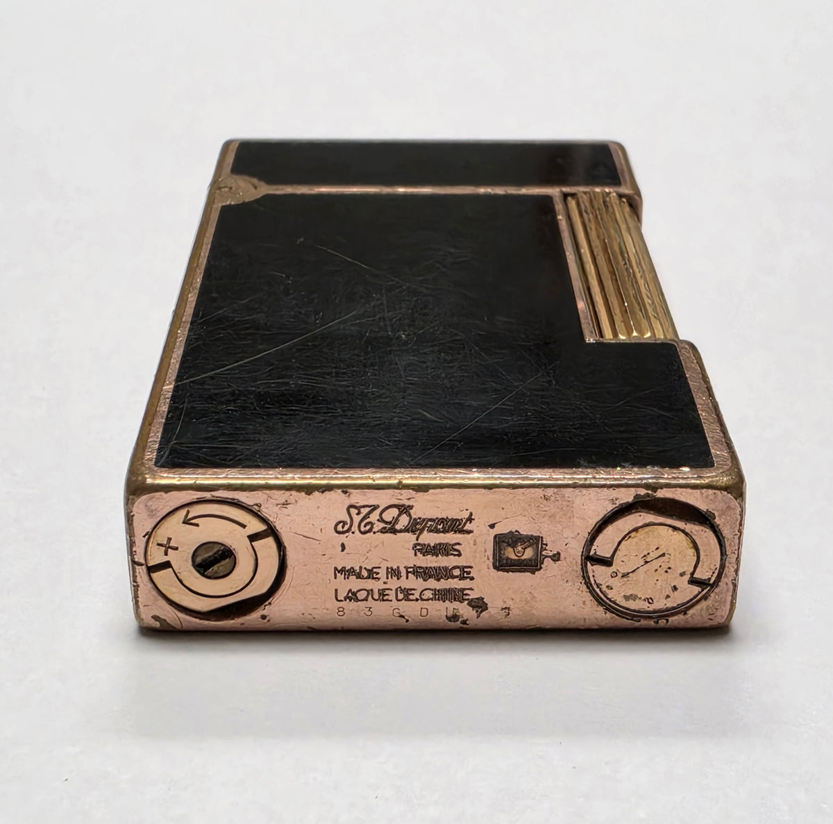 S.T. Dupont Ligne 2 Gold Plated & Black Lacquer Lighter