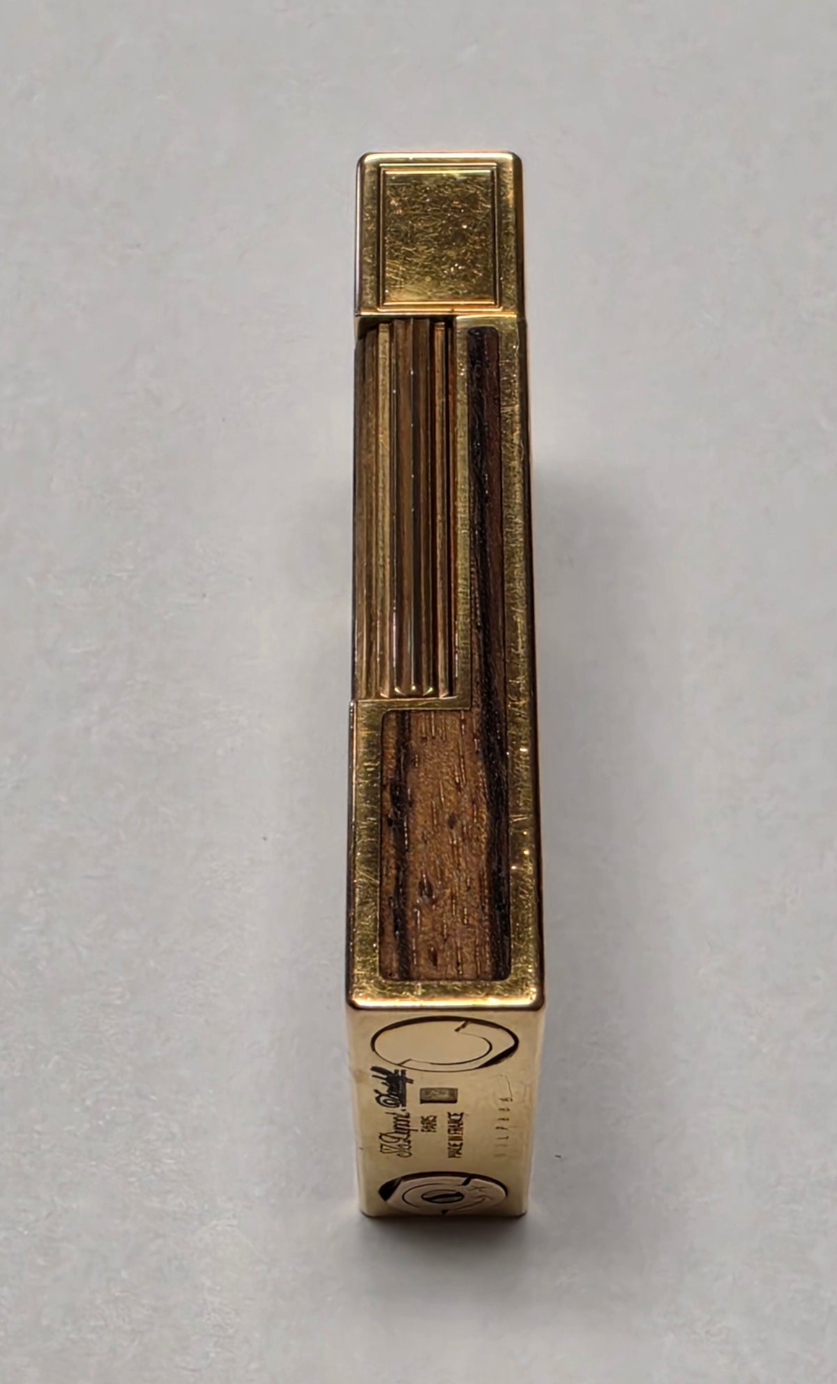 S.T. Dupont Ligne 2 Woodgrain Lighter
