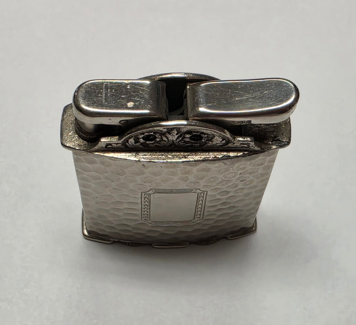 1940s Evans Automatic Hammered Pocket Lighter