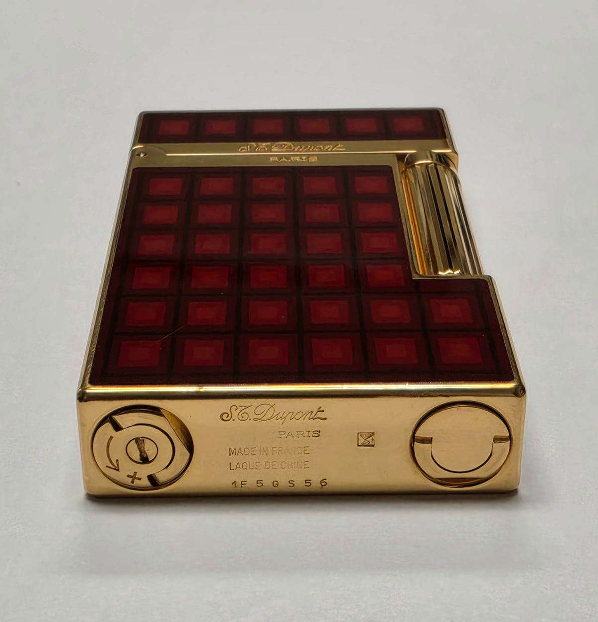 S.T. Dupont Ligne 2 Vertigo Lighter