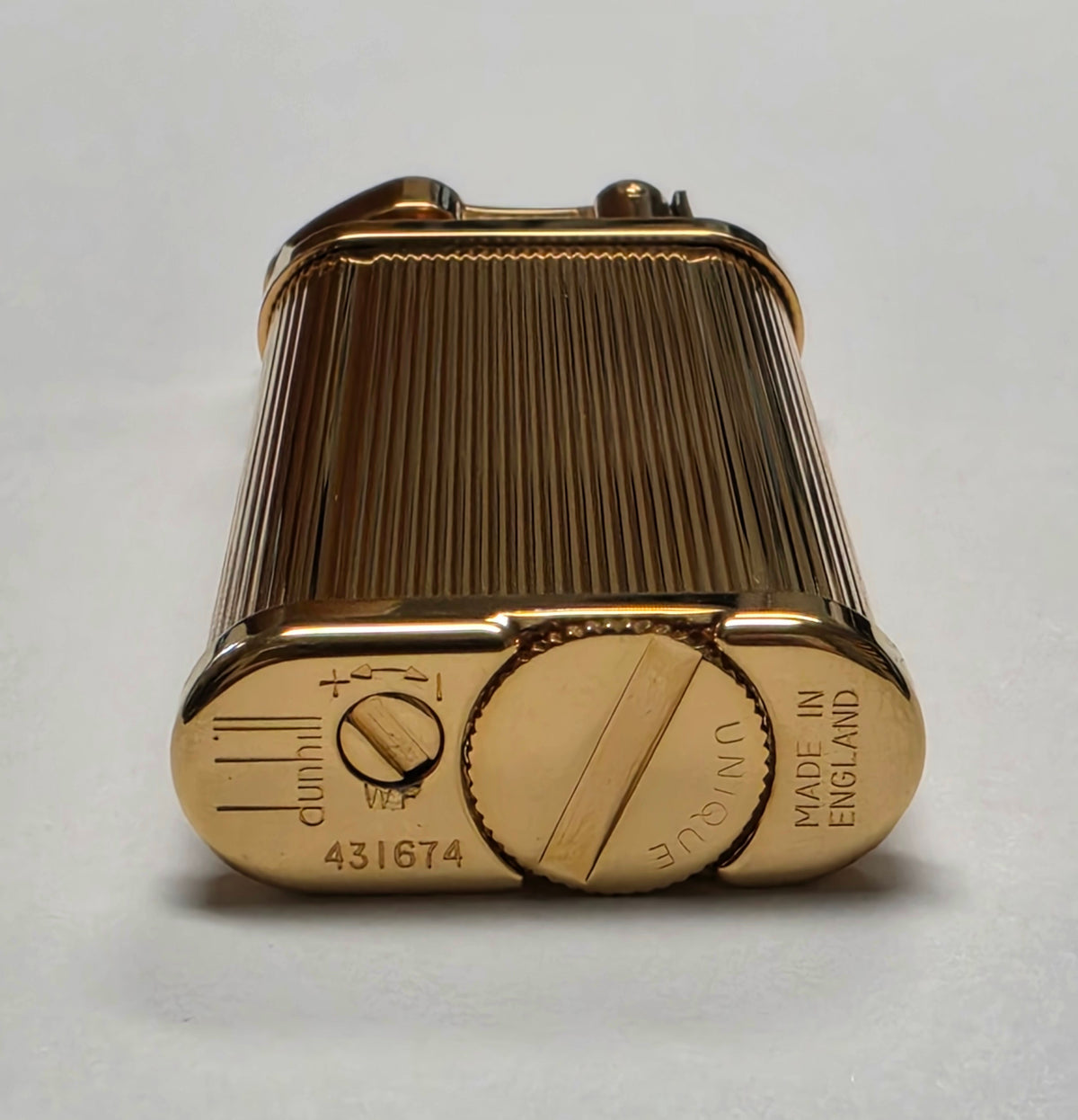 Alfred Dunhill Unique Gold Lines Lift Arm Lighter