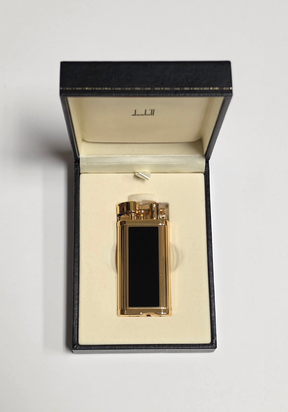 Alfred Dunhill Unique Gold & Black Lacquer Lift Arm Lighter