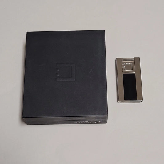 S.T. Dupont D-Light Palladium Plate & Black Lacquer